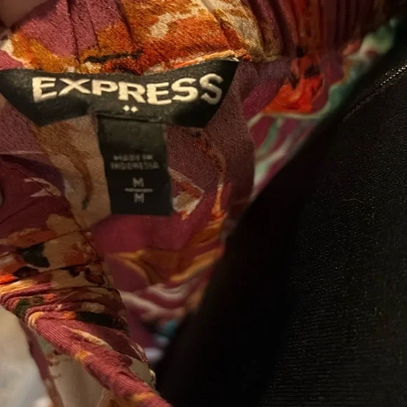 Express floral print romper - off shoulder romper size M - Picture 4 of 4